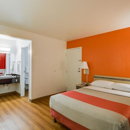 Motel 6-Schiller Park, Il - Chicago O'Hare Exteriör bild